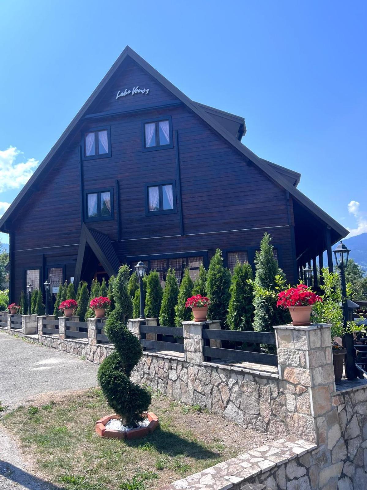 Camp Hotel Lake Views Plav Exterior photo